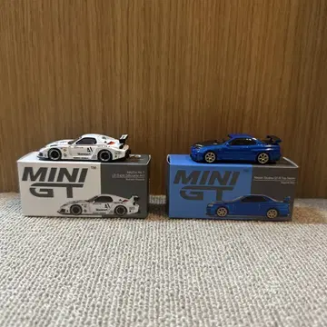 MINI GT 2대