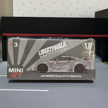 MINIGT 1/64 LBWK 닛산 GT-R (R35) 3