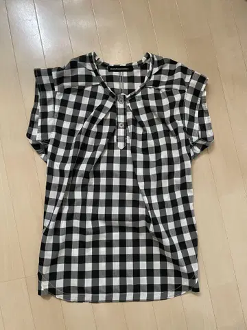 메르시보쿠 프렌치 슬리브 셔츠