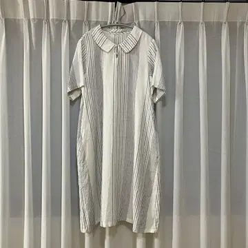 nest Robe 화이트 스트라이프 셔츠 원피스