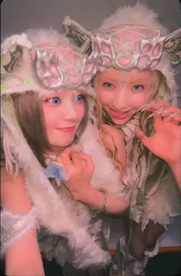 XG 공식 스토어 MAYA/HINATA AWE 2