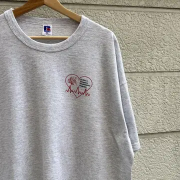90s USA제 라이트 그레이 하트 무늬 티셔츠 러셀 빈티지