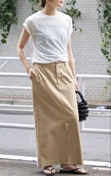 SLOBE IENA 로우라이즈 치노 아이 라인 스커트 36