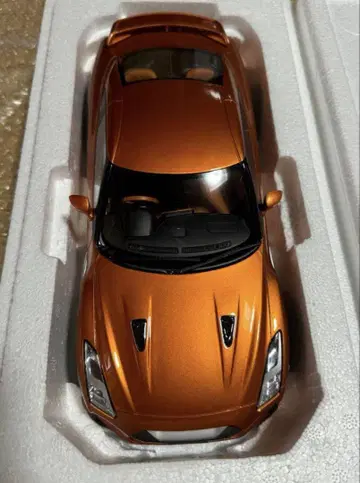 samurai 1/18 Nissan GTR 35 Orange 교쇼