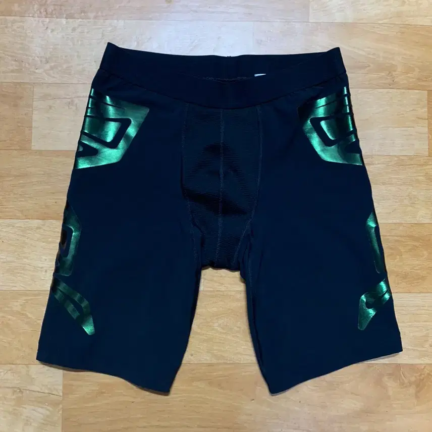 NIKE ナイキ プロコンバットコンプレッションショーツ（Lサイズ）