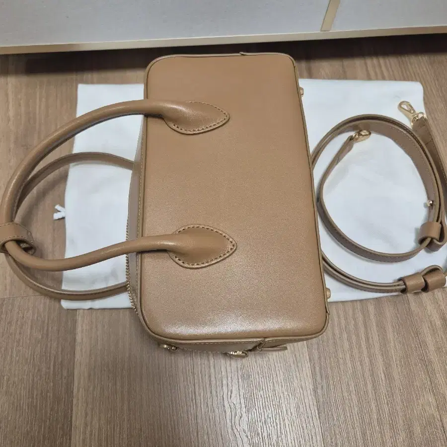 ★大人気★DE MERIEL★Bowling Bag Small★送料・関税込★ DE MERIEL】 Bowling Bag Medium 7色 ☆送料込☆ (DE MERIEL