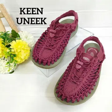 레어 컬러 킨 KEEN 유니크 UNEEK 스포츠 샌들 24.5