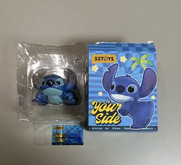 52TOYS 스티치 피규어
