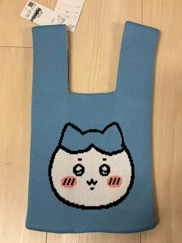 미사용 새상품 택 포함 치이카와 (먼작귀) 하치와레 라이트온 니트 백