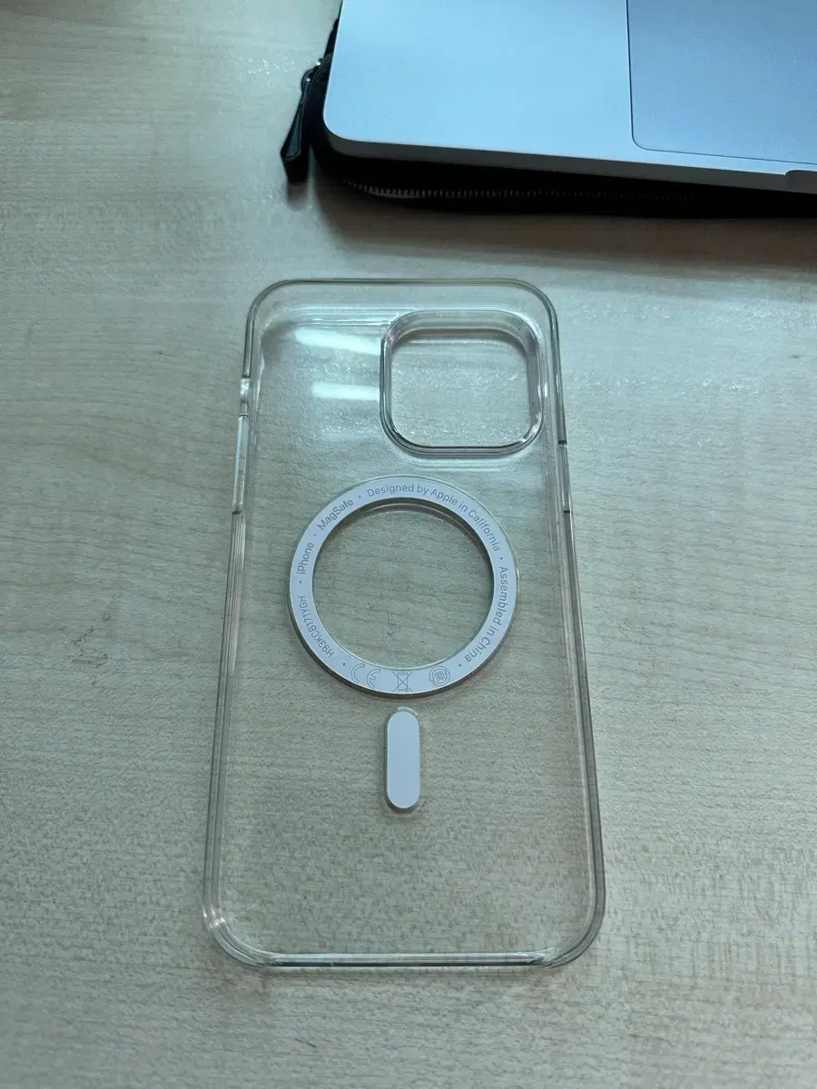 iPhone 14 Pro Max Genuine Case MagSafe