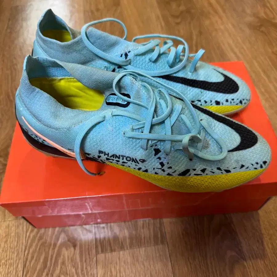 Nike Phantom GT イエロー/オレンジ スパイクシューズFG NIKE ナイキ