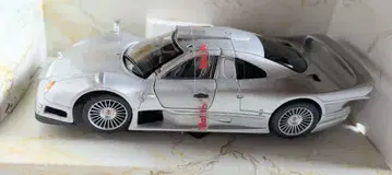 가격 인하 1/26 메르세데스 벤츠 CLK GTR 실버