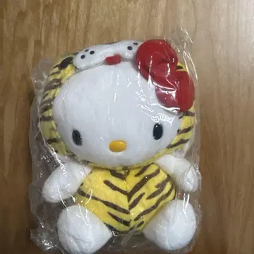 헬로키티 호랑이 패턴 봉제 인형 야쿠르트 한정판