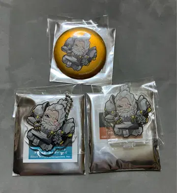 라인하르트 오버워치 아크릴 스탠드 아크링 키링 캔뱃지