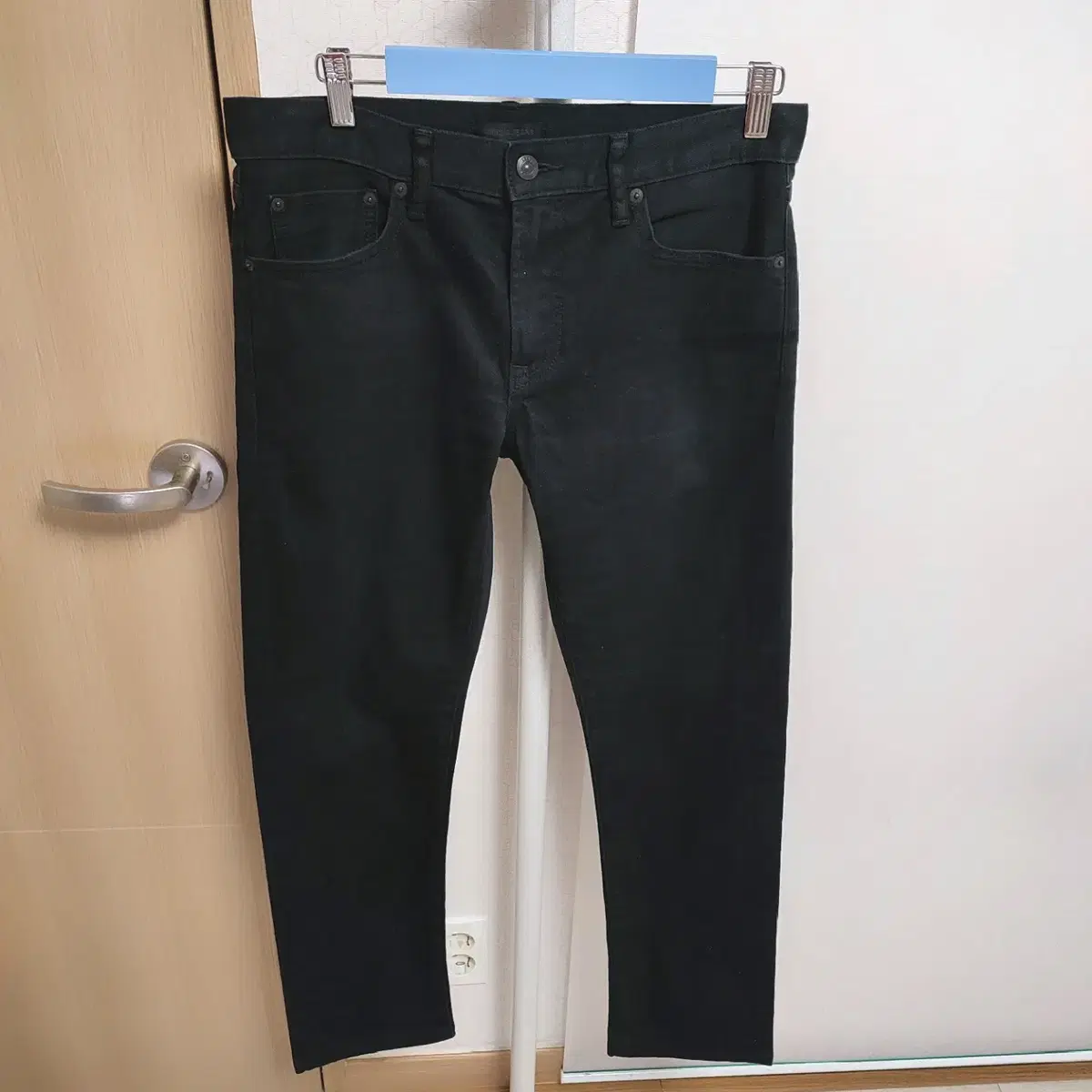 UNIQLO 유니클로 Uniqlo 31 Ankle-Length Men's Black Jeans Stretch