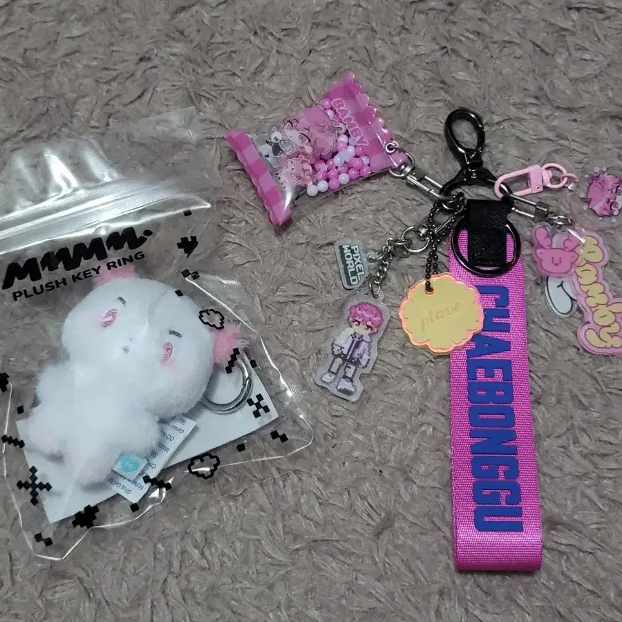 PLAVE プレイブ mmmm バンビ BAMBY miimu ミム キーリング PLAVE BAMBY バンビ Miimu ミム キーリング（顔) - メルカリ