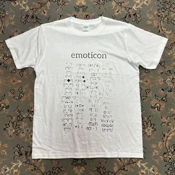 티셔츠 그래픽 디자이너 이모티콘 y2k 00s 사이버 그런지