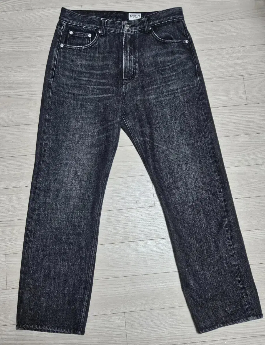 모드나인 Black moon (30) MOD1