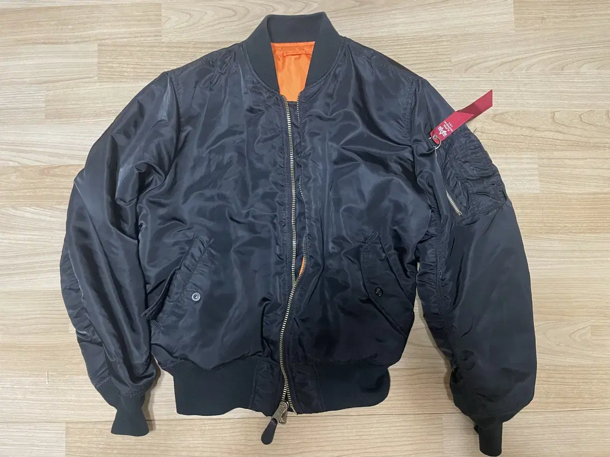 Alpha Industries MA-1 Regular Fit