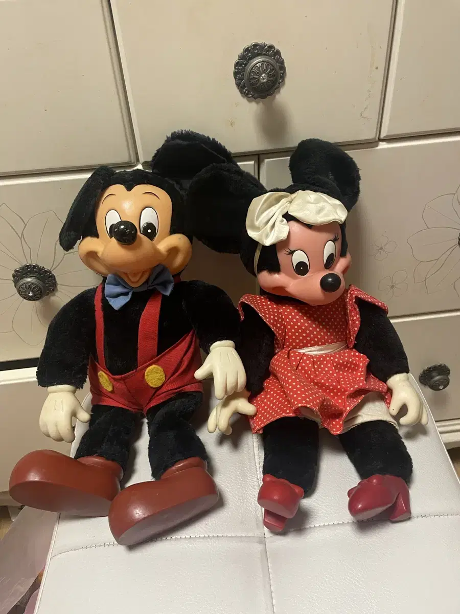 Vintage Mickey Mouse Minnie Mouse doll bulk