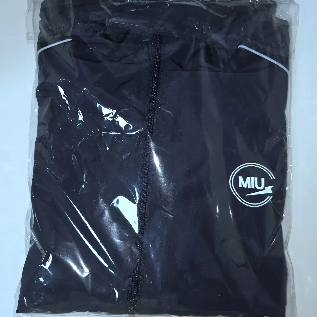 MIU404 Windbreaker L size Bamak 2024 ver #miu404 on Bunjang