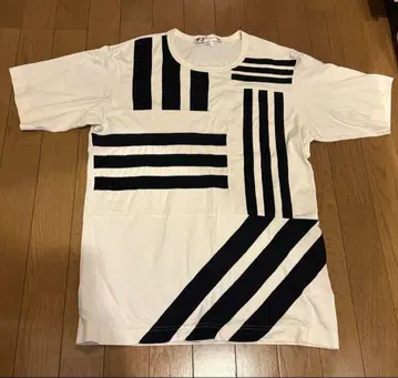 Y-3 스트라이프 티셔츠 (M 사이즈)