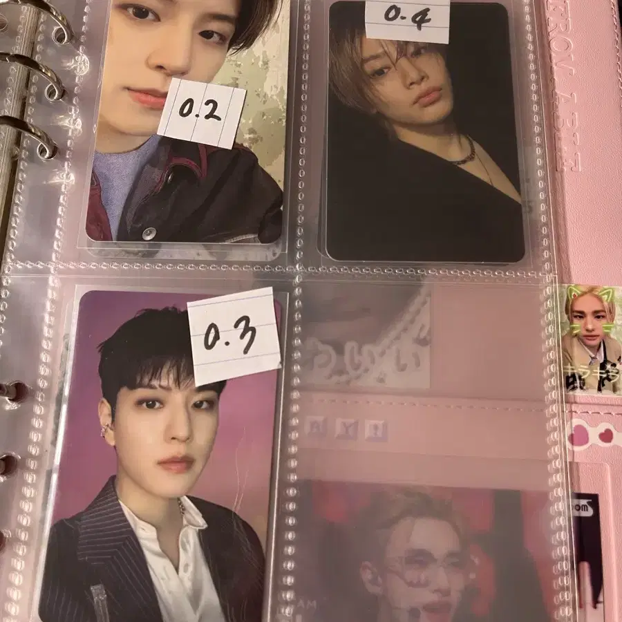 스키즈 포카 ( 방찬, 리노, 창빈, 현진, 한, 승민, 아이엔 )