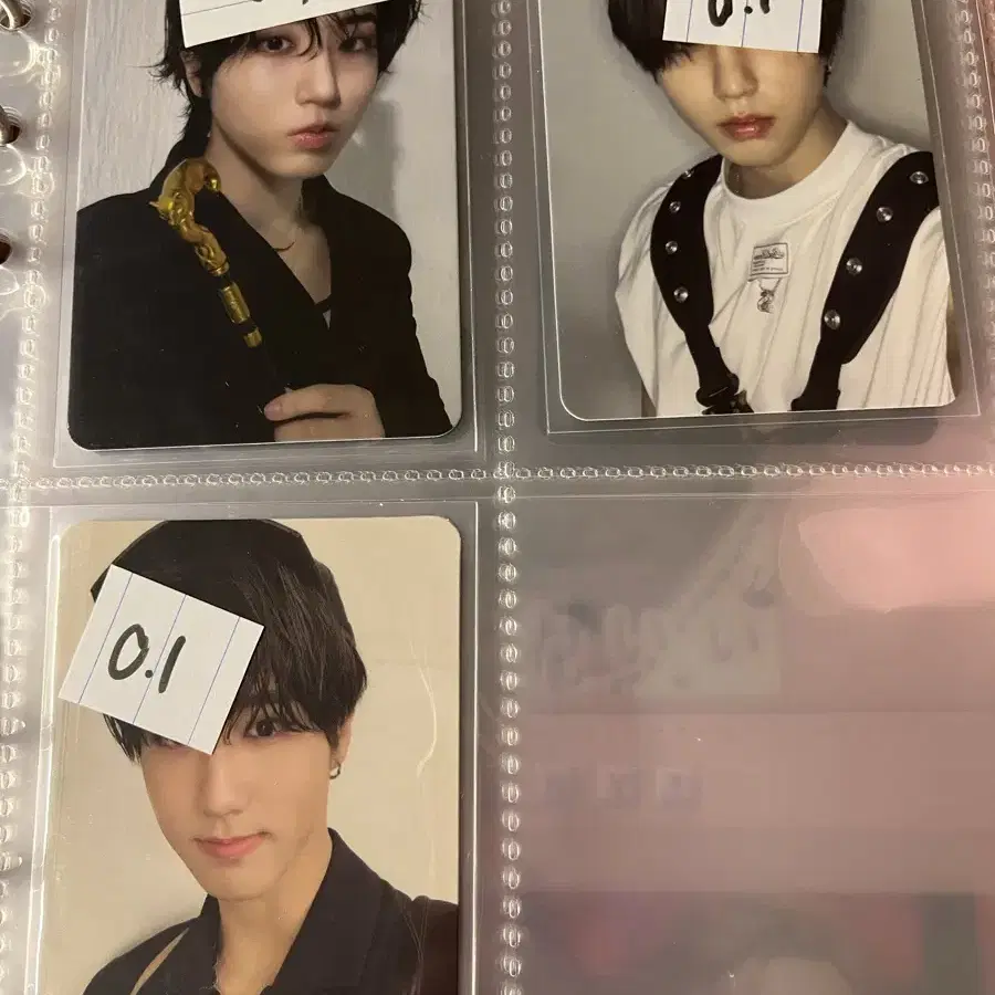 스키즈 포카 ( 방찬, 리노, 창빈, 현진, 한, 승민, 아이엔 )