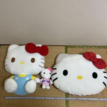 헬로키티 봉제 인형 쿠션 세트