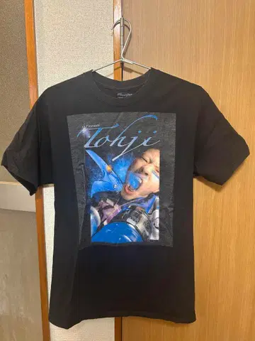 Tohji 그래픽 티셔츠 블랙