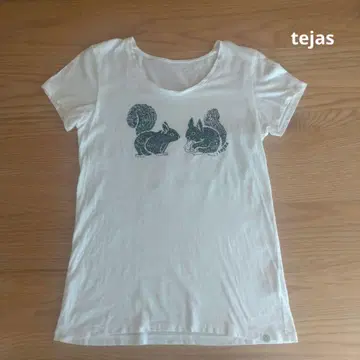 tejas 티셔츠 반팔 화이트 요가웨어 다람쥐 원포인트