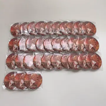 타르탈리아 캔뱃지 33개