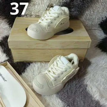 Ocai 오카이 화이트 스니커즈 37/JP240&$