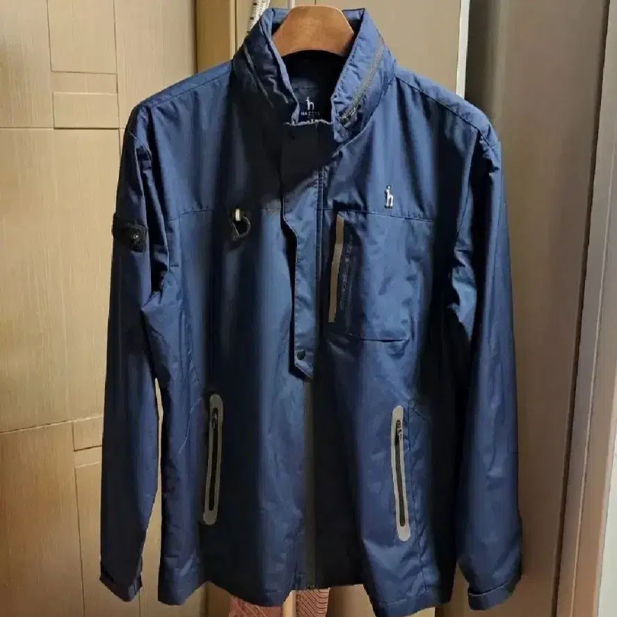 HAZZYS | 헤지스 Men's 105 HAZE Golf Wear Sleeve-lined Jacket