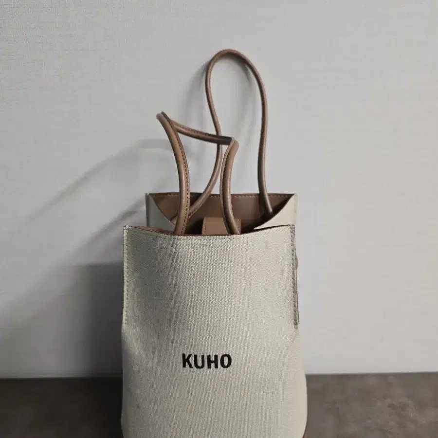【KUHO】 Canvas Bucket Bag KUHO | 구호 KUHO Canvas Bucket Bag on Bunjang Global Site.