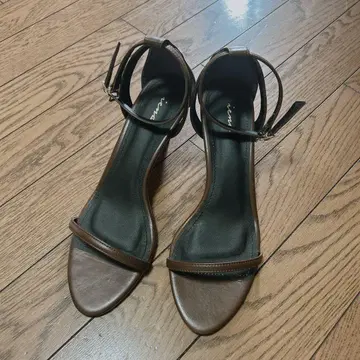 IENA 뮬 스트랩 37.5 브라운