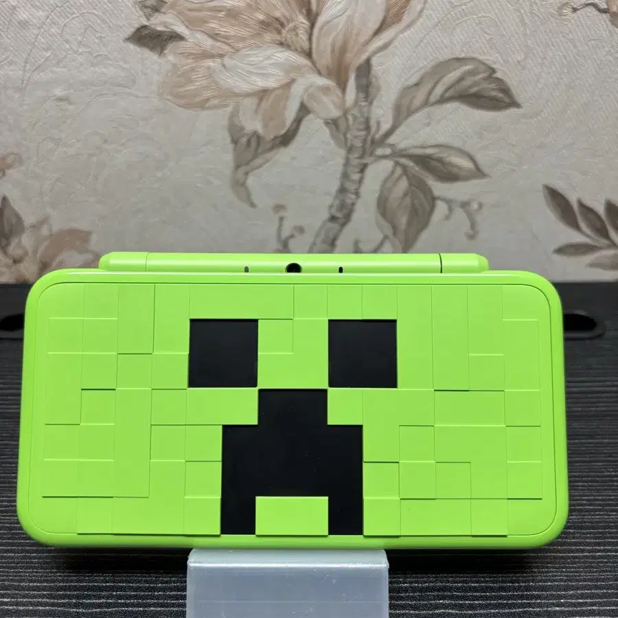 ニンテンドー2DS - ☆新品 本体未使用☆New Nintend 2DS LL マインクラフト Amazon | MINECRAFT (マインクラフト) Newニンテンドー2DS LL