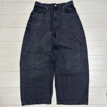 즉시 완판 h&m 슈퍼 배기 진 32/30