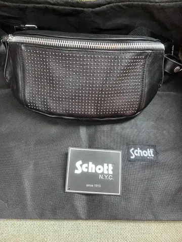 가격 인하 schott 극레어 스터드 웨스트 파우치 덤 T