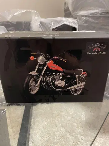 MINICHAMPS 가와사키 Z1 900 1:12