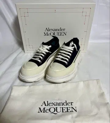 Alexander McQueen 트레드 슬릭 스니커즈 표기 사이즈 40