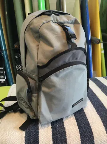 Destination 그레이 백팩