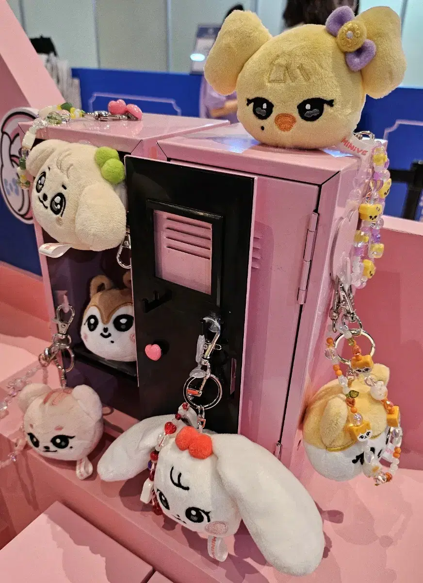 현물:) 미니브스쿨 키링 판매해요 !