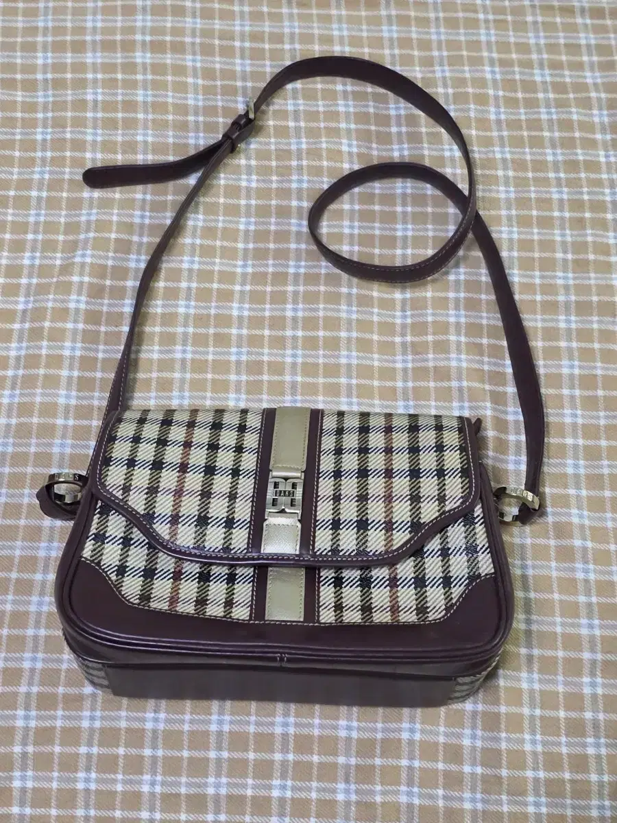 Daks bag crossbody bag