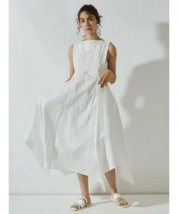 UN3D. 정가 30800엔 네이비 원피스 size36/화이트