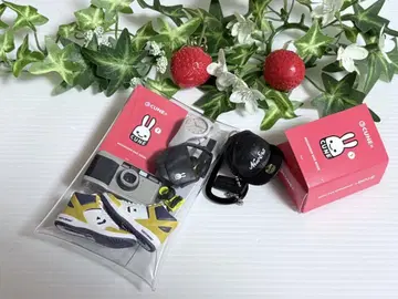 가챠 파우치 CUNE CONVERSE NEWERA