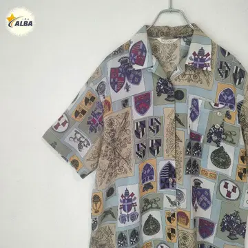 오픈 카라 셔츠 바록 패턴 스카프 패턴 패치워크풍 더스티 컬러 반팔
