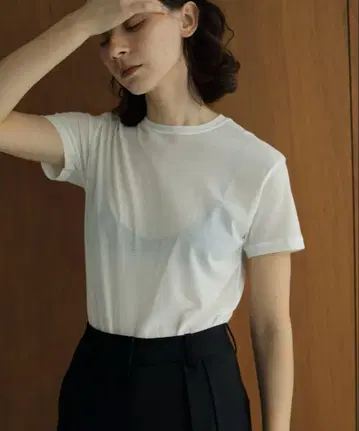 아누케 시어 슬럽 티셔츠