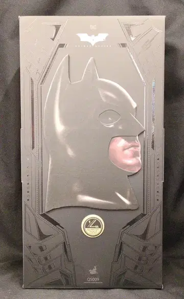 HOTTOYS 1/4 스케일 배트맨 QS009