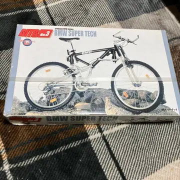 BMW SUPER TECH 1/8 스케일 MTB